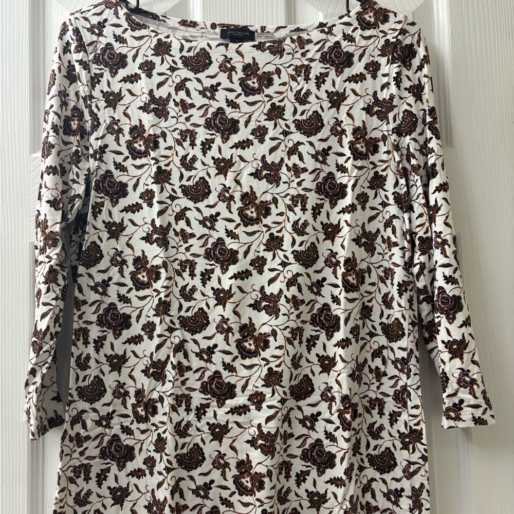 Ann Taylor White and Black Floral Long Sleeve Shirt